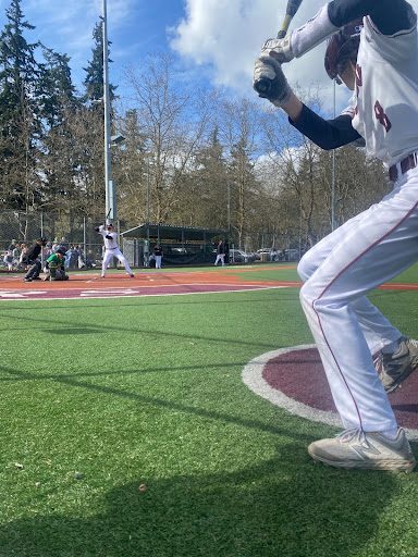 MIHS Baseball Sweeps Roosevelt