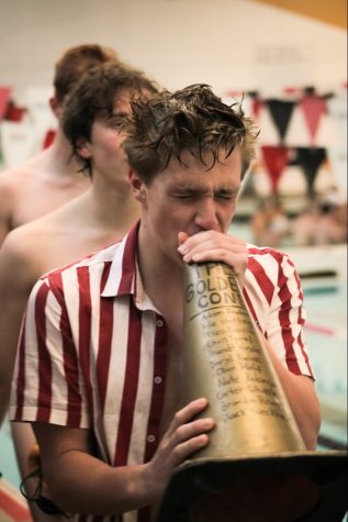 MIHS Boys Swim and Dive Defeats Rival Bellevue