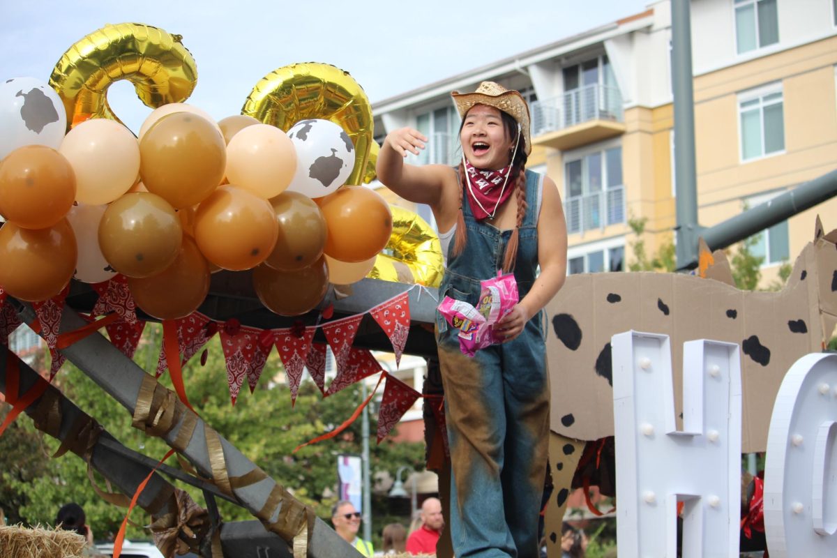 Snapshots from 2024 Homecoming Parade